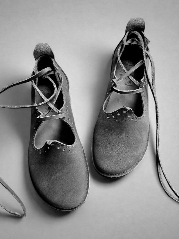 HOLLY - Made to Order