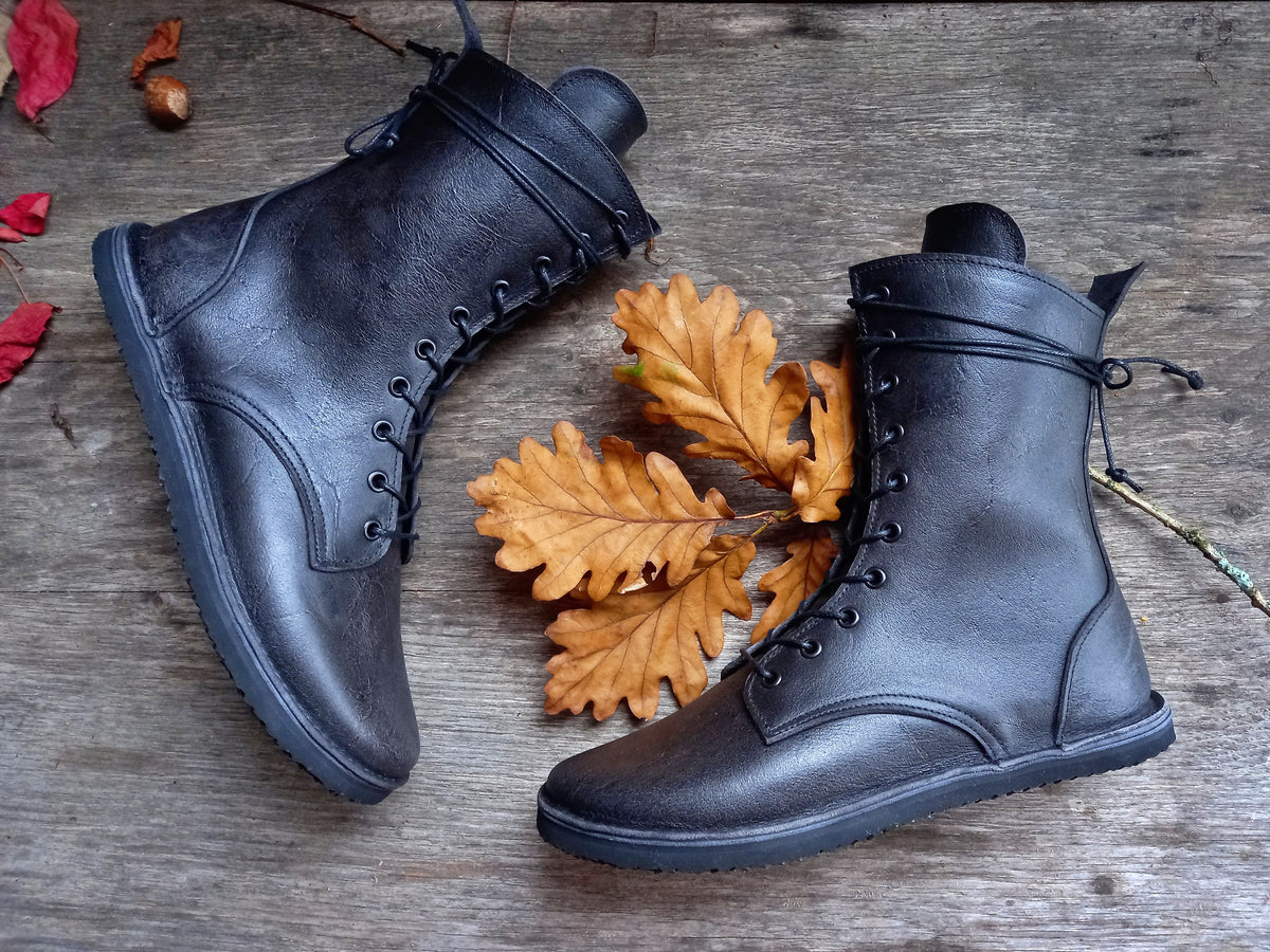 UK 5 - Frond - Charcoal