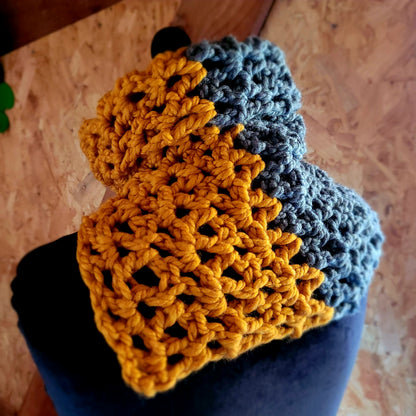 Storm | Handmade Cottage Cowl
