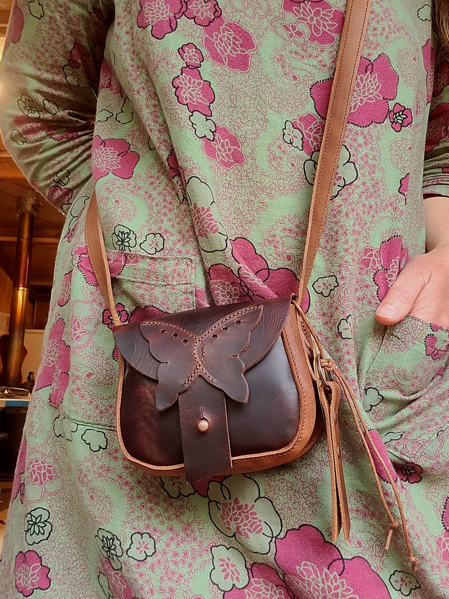 Warble Ragglebloom – Leather Crossbody Bag | Dinky Size, Cottagecore Style - No.5134