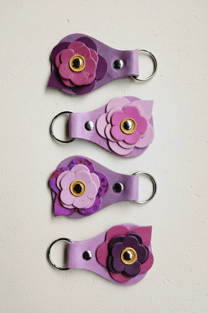 Ragglebloom | Handmade Cottage Fob