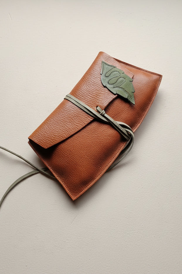 Isolde | Handmade Woodland Clutch