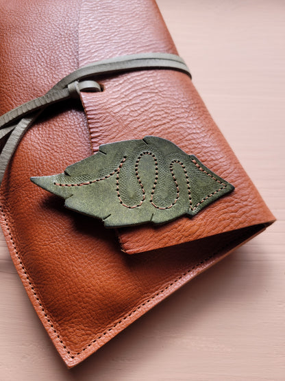 Isolde | Handmade Woodland Clutch