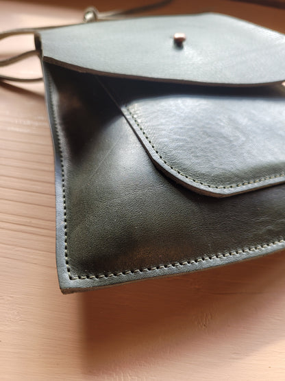 Ysabel | Handmade Woodland Clutch