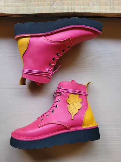 Cobweb Boots - Various Colours