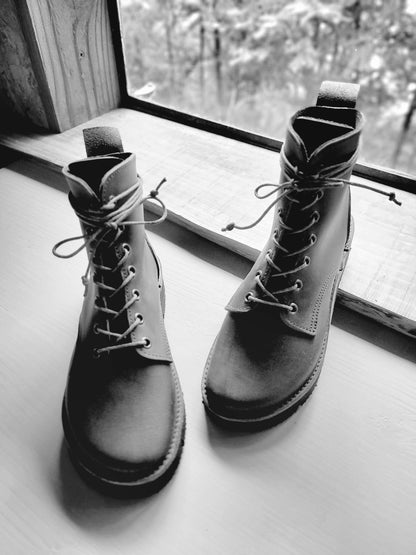 UK 5 - Cobweb Boot - Moss / Nut