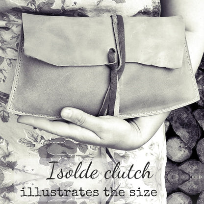 ISOLDE Clutch. No 4676