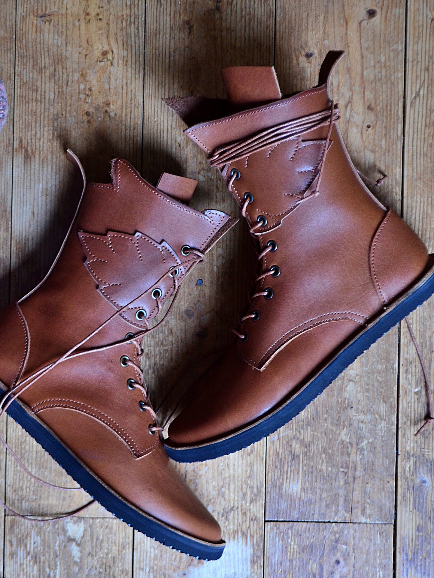 UK 6 - Frond Nettle - Handmade Leather Boots | Mid Height, Woodland Style - No.4402